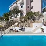 Petra Makarska