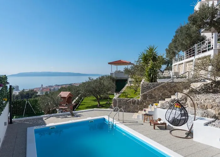 Petra With Private Pool Appartement Makarska